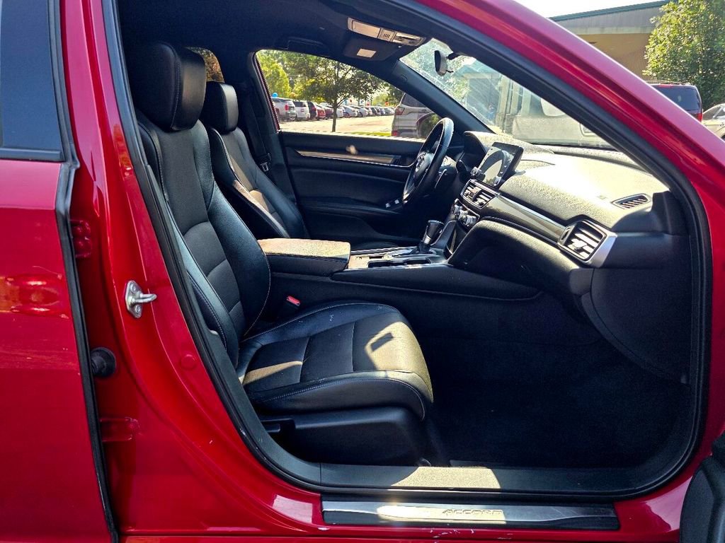 Used 2018 Honda Accord Sport image 42