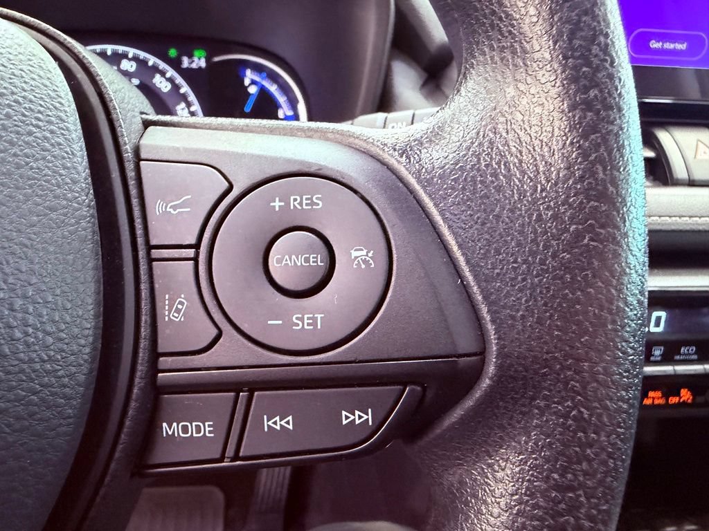 Used 2024 Toyota RAV4 AWD Hybrid image 20