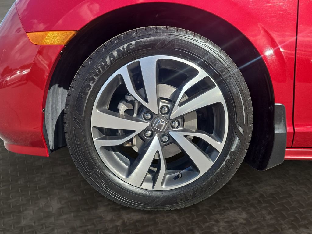Used 2023 Honda Odyssey Touring image 9