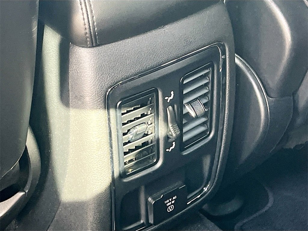 Used 2021 Jeep Grand Cherokee Laredo X image 26