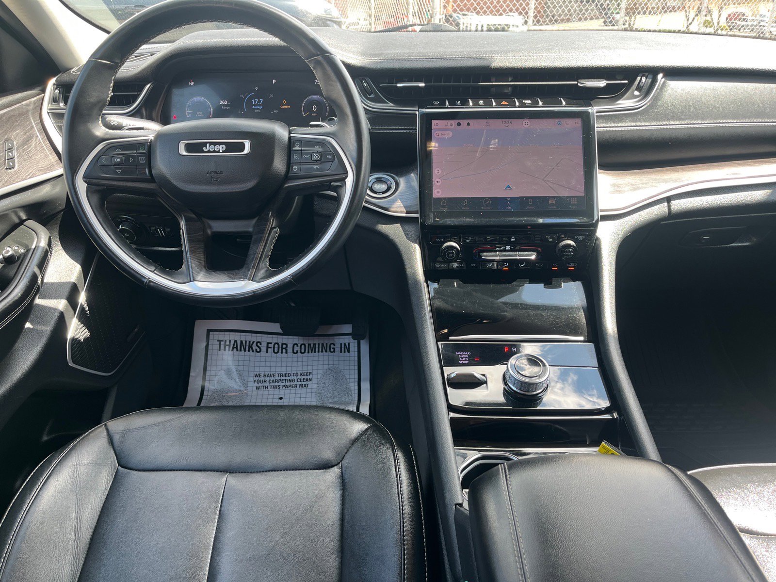 Used 2021 Jeep Grand Cherokee L Limited AWD/4WD image 6