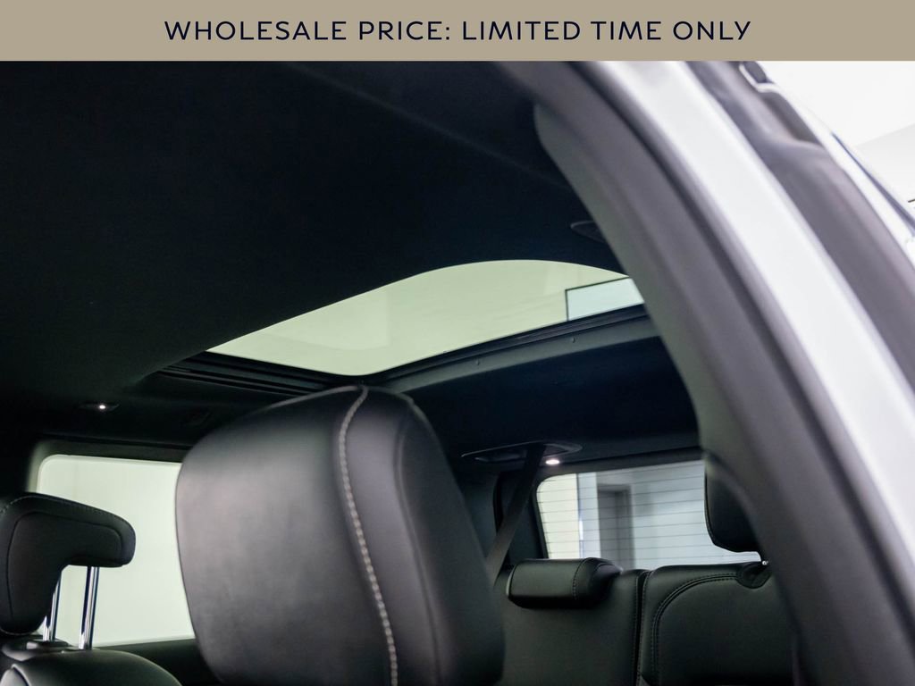 Used 2023 Jeep Wagoneer Series II AWD/4WD image 19