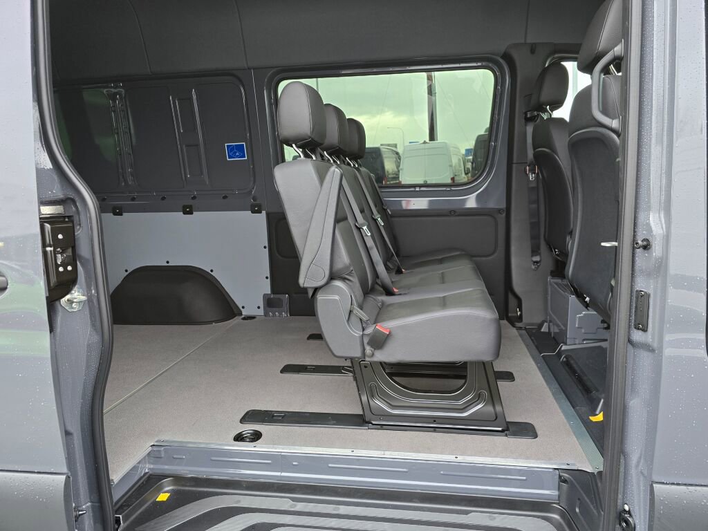 New 2026 Mercedes-Benz Sprinter 2500 image 15