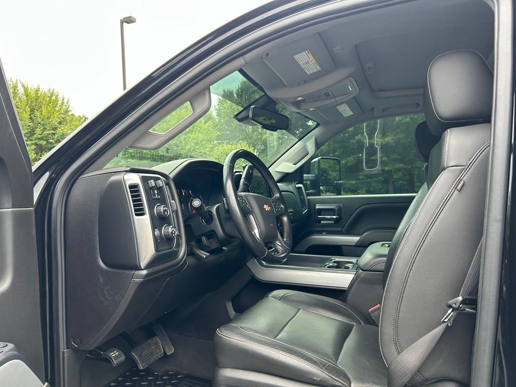 Used 2019 Chevrolet Silverado 2500 LTZ w/ Duramax Plus Package AWD/4WD image 48