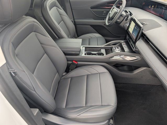 New 2026 Lincoln Nautilus Premier w/ Equipment Group 102A image 28