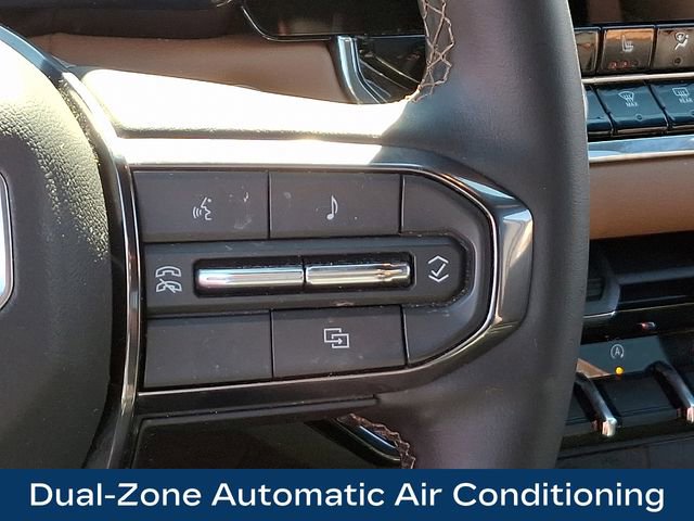 Used 2024 GMC Canyon AT4 image 8