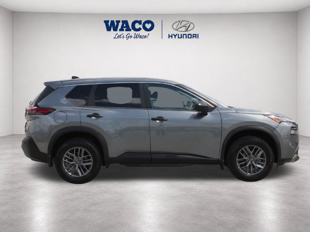 Used 2023 Nissan Rogue SV w/ SV Premium B Package FWD image 10