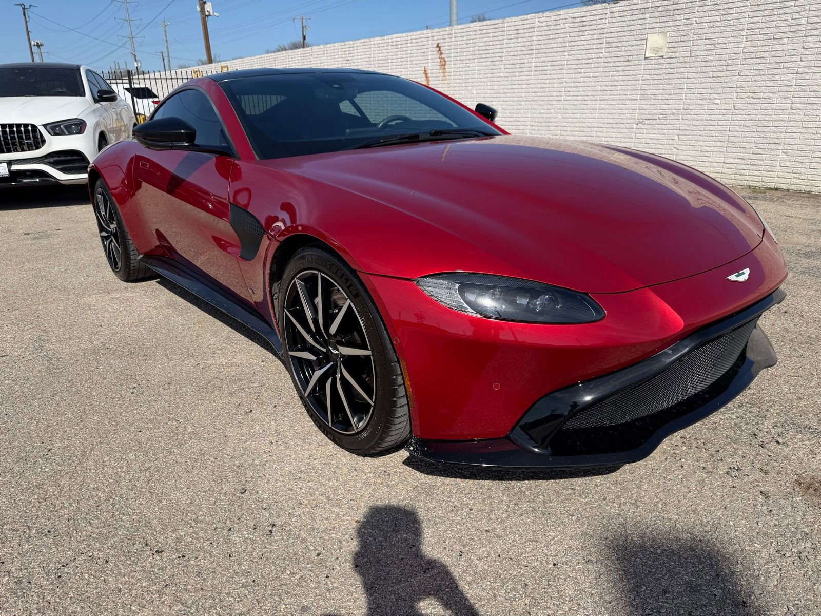 Used 2019 Aston Martin V8 Vantage Coupe image 9
