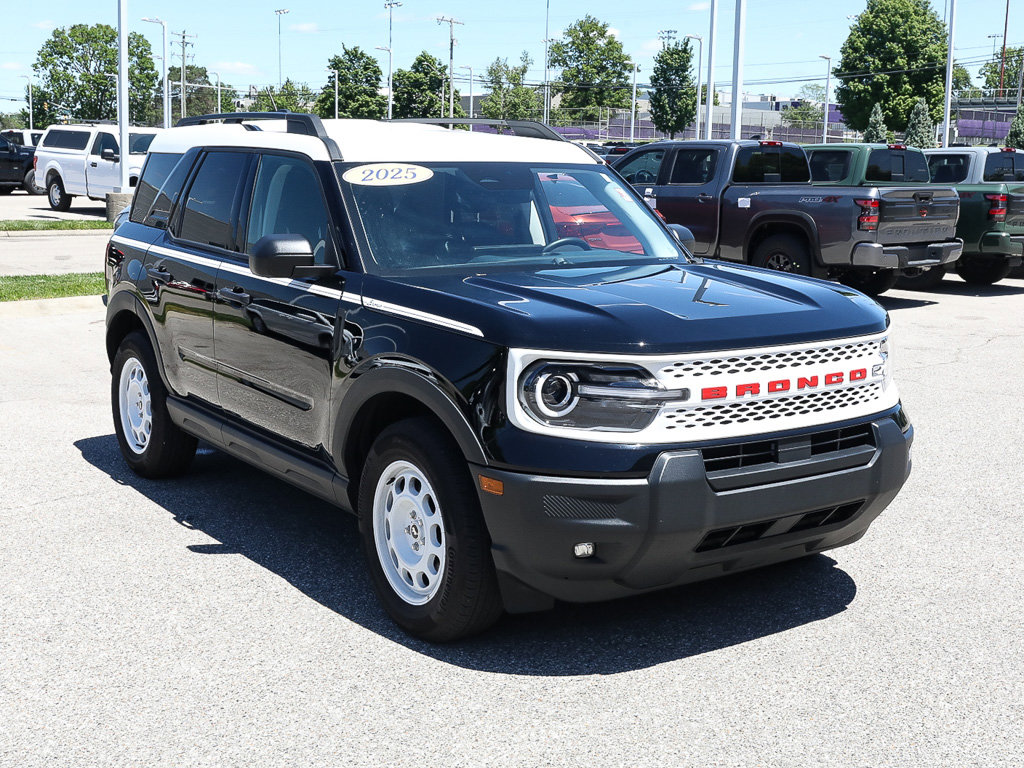Used 2025 Ford Bronco Sport Heritage w/ Convenience Package AWD/4WD image 9