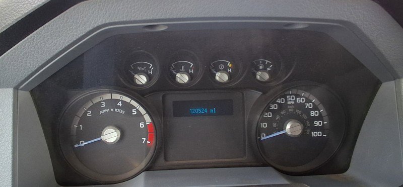 Used 2013 Ford F250 XL w/ Skid Plate Pkg image 12