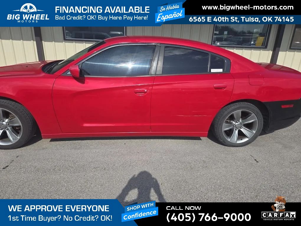 Used 2013 Dodge Charger SE RWD image 5