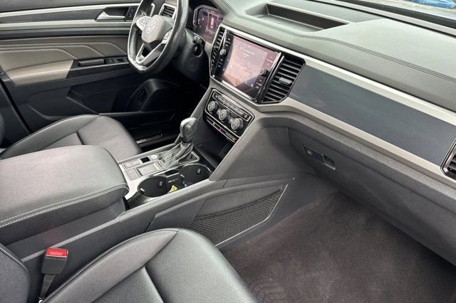 Used 2021 Volkswagen Atlas SEL R-Line image 19
