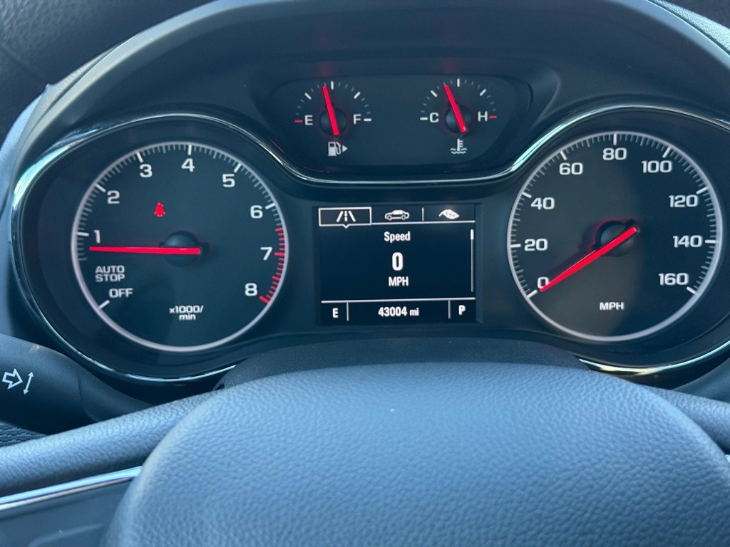 Used 2019 Chevrolet Cruze LT w/ Convenience Package image 20