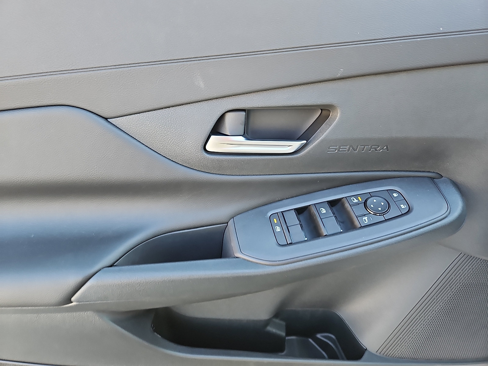 New 2026 Nissan Sentra SV w/ SV Convenience Package FWD image 11