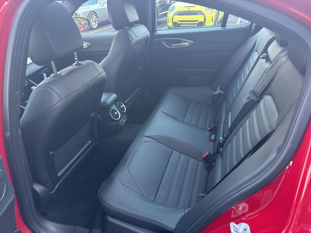 New 2025 Alfa Romeo Giulia AWD w/ Veloce Package AWD image 17
