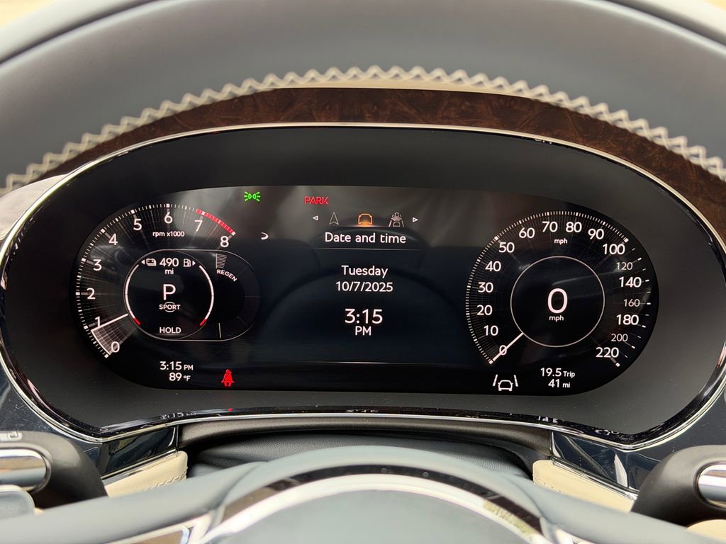 Used 2025 Bentley Continental GT image 19