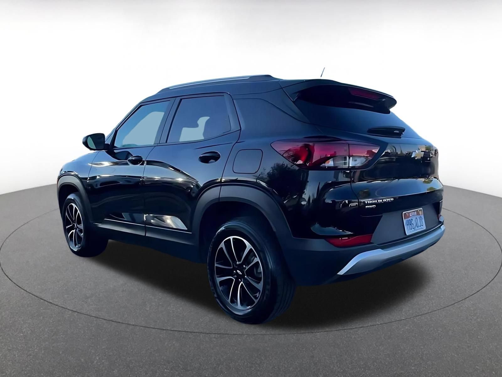 Used 2025 Chevrolet TrailBlazer LT AWD/4WD image 10