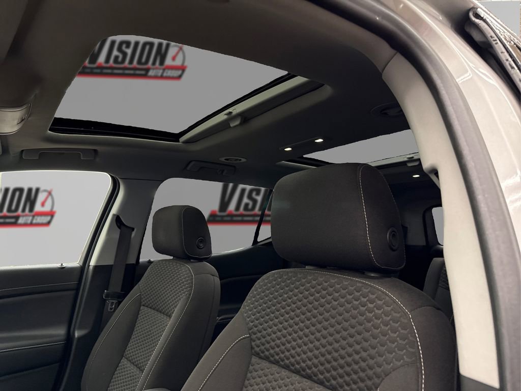 Used 2019 GMC Acadia SLE w/ LPO, Floor Liner Package image 21