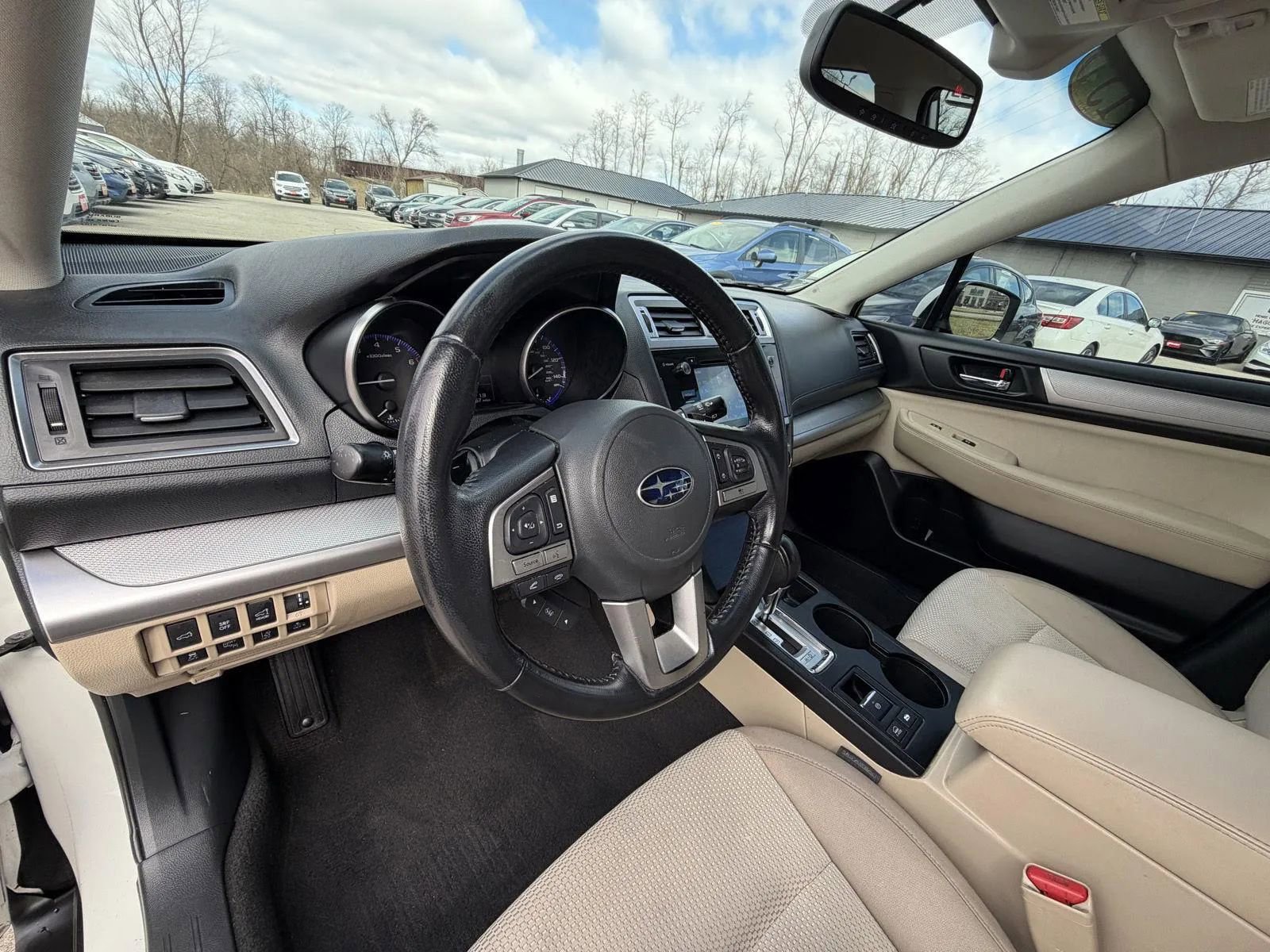 Used 2015 Subaru Outback 2.5i Premium AWD/4WD image 11
