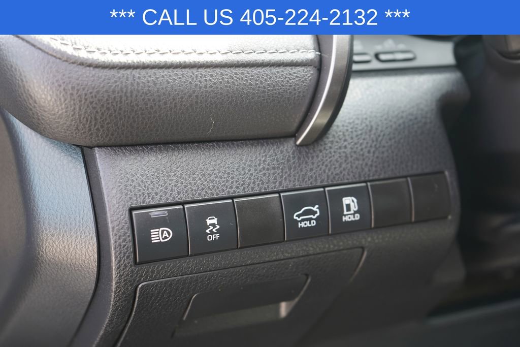 Used 2021 Toyota Camry SE image 29