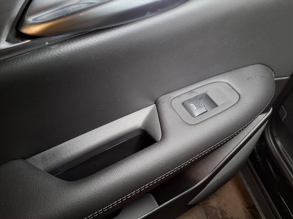 New 2026 Cadillac XT5 Luxury image 14