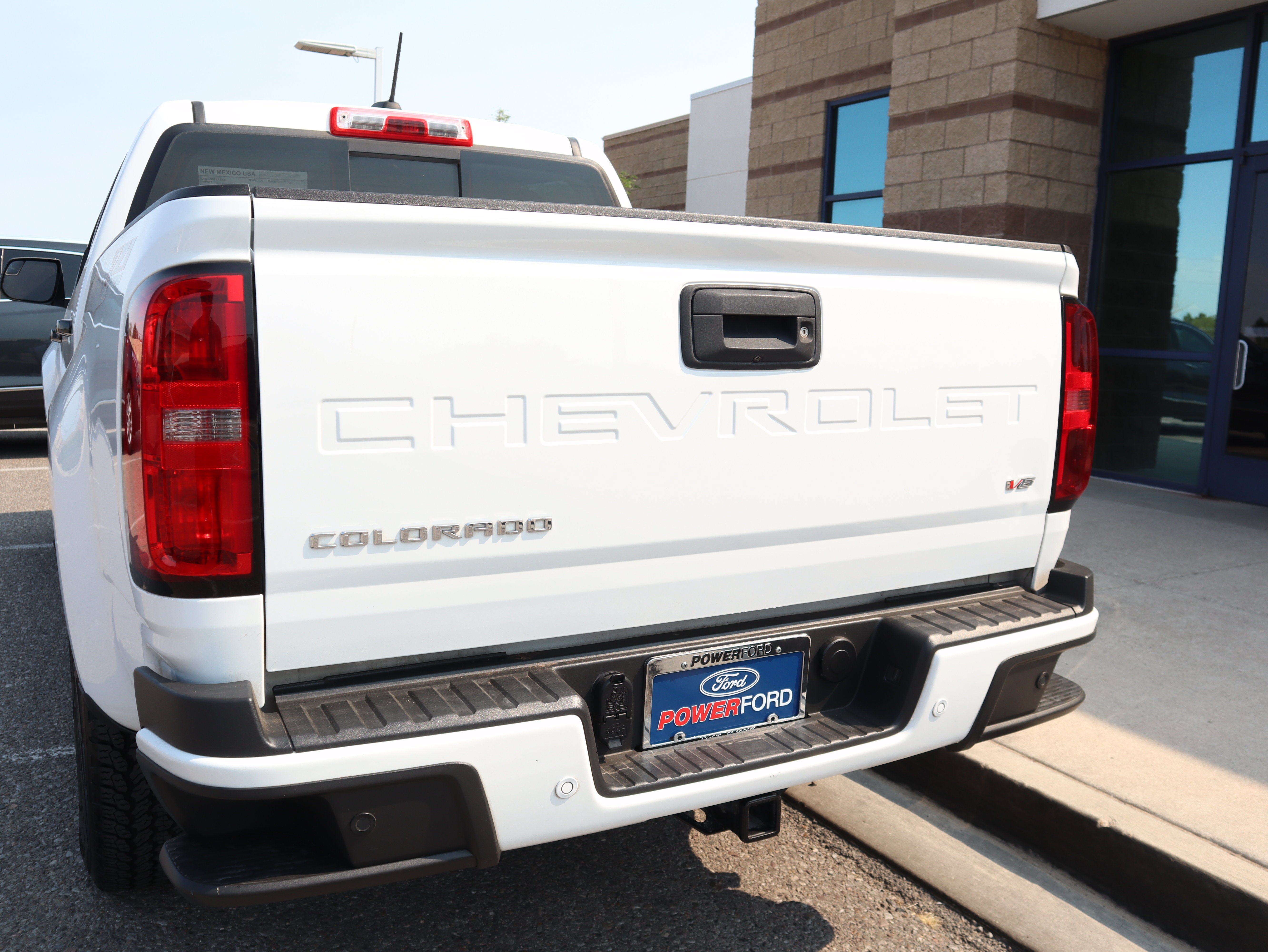 Used 2022 Chevrolet Colorado Z71 AWD/4WD image 19