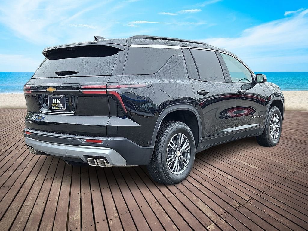 New 2026 Chevrolet Traverse LT w/ Enhanced Driving Package FWD image 2