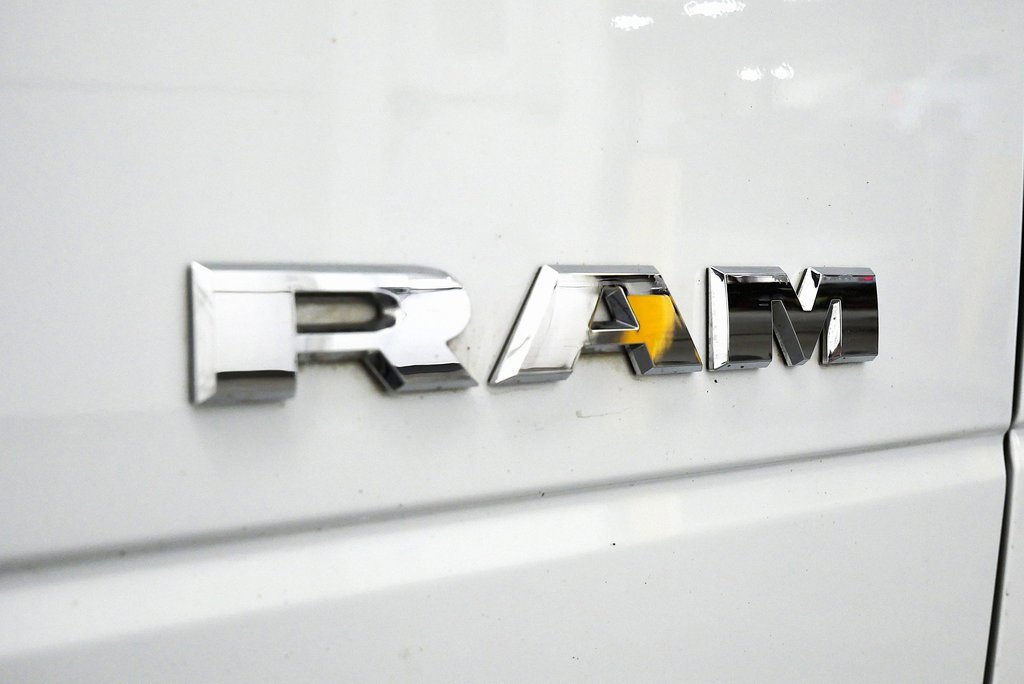 Used 2024 RAM 2500 Big Horn image 10