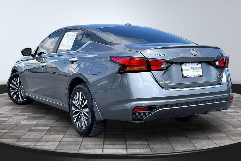 Used 2023 Nissan Altima 2.5 SV AWD/4WD image 13