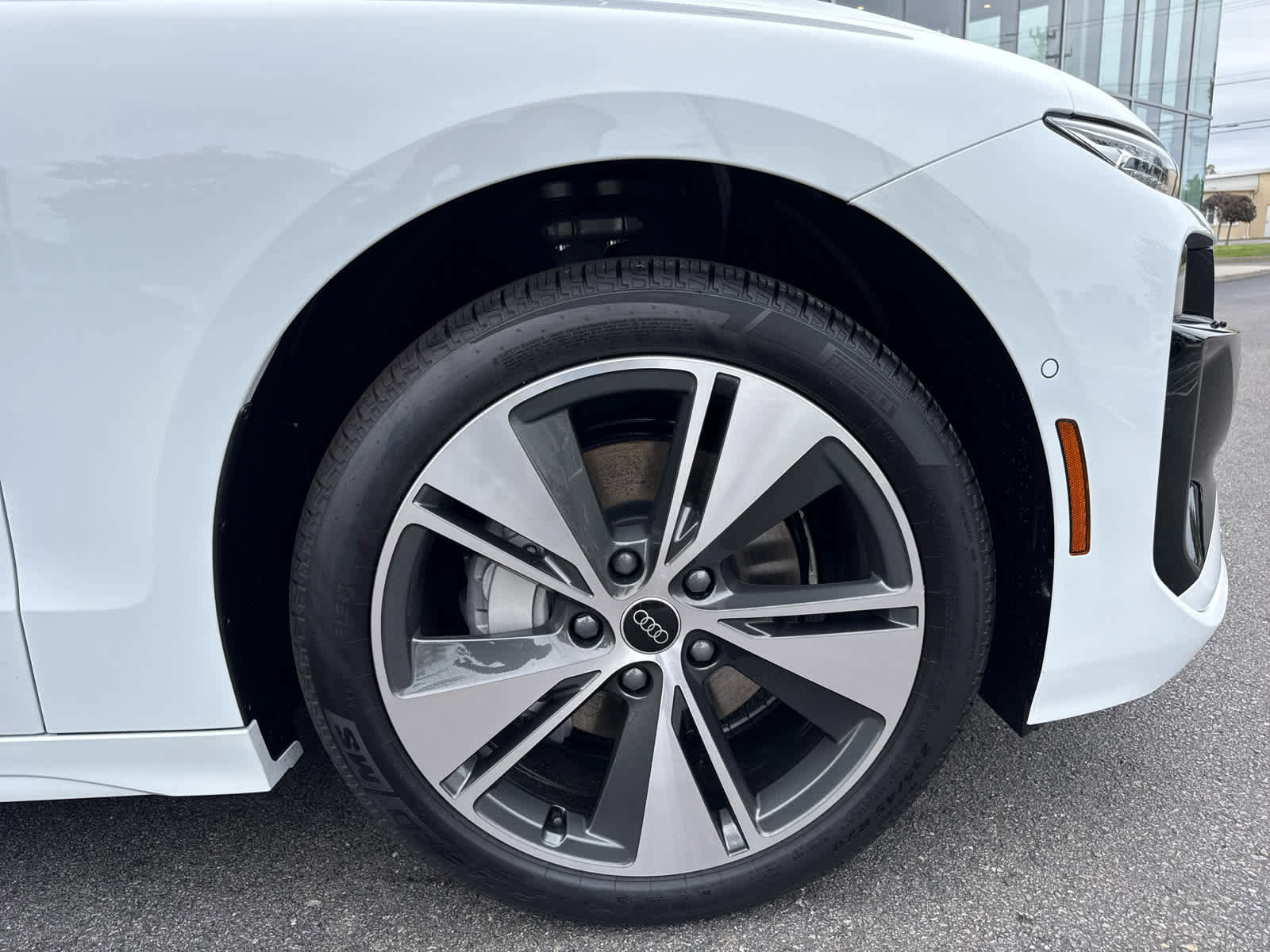 New 2025 Audi A6 e-tron Premium Plus image 10
