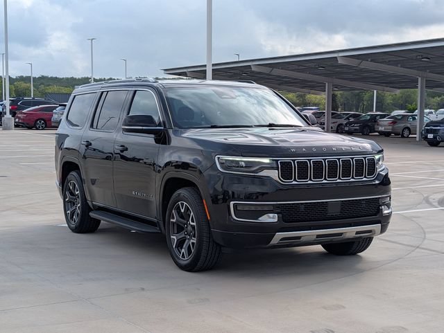 Used 2024 Jeep Wagoneer Series III AWD/4WD image 7