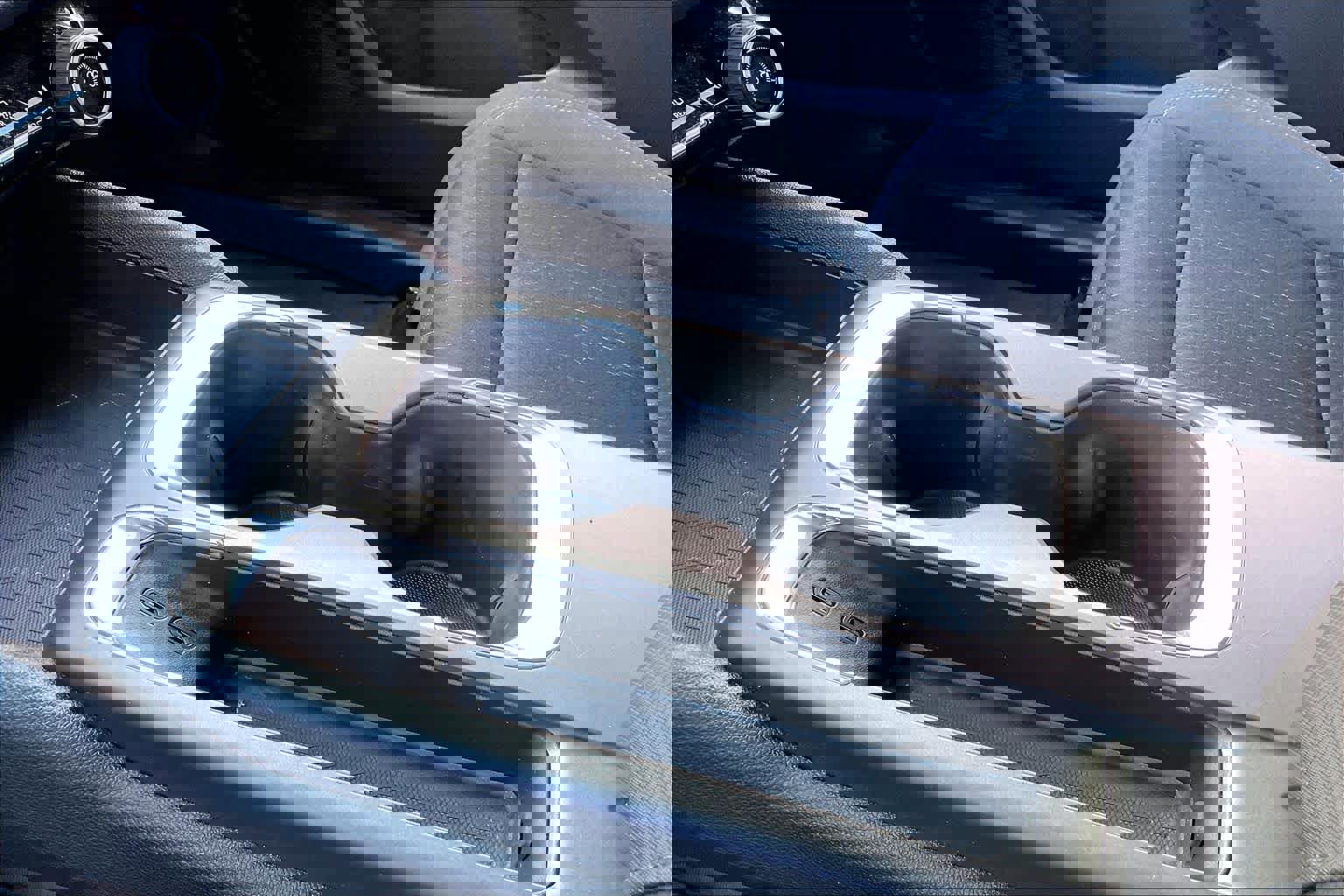 Certified 2025 Chevrolet Equinox EV LT w/ Comfort Package image 15