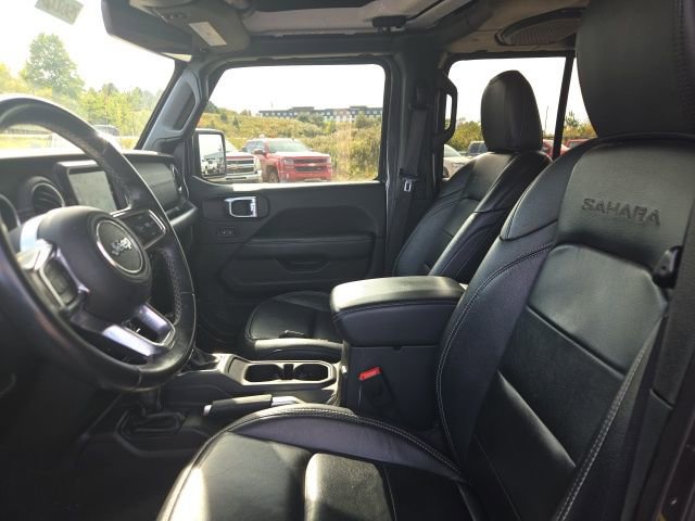 Used 2019 Jeep Wrangler Unlimited Sahara image 16