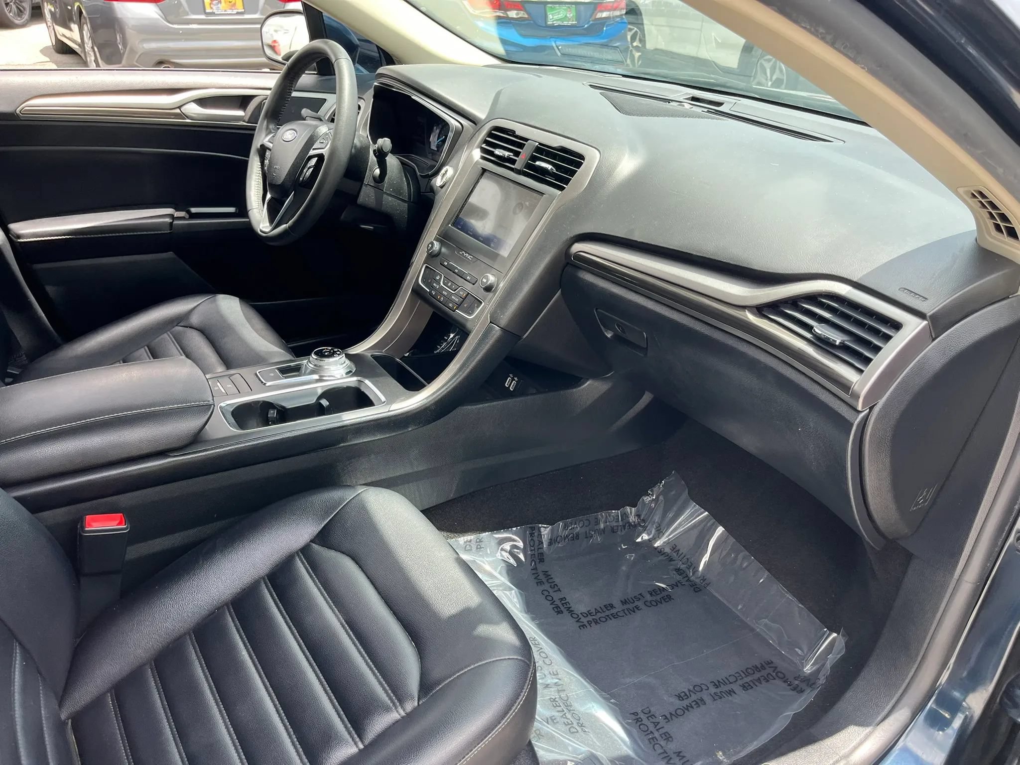 Used 2020 Ford Fusion SEL FWD image 26