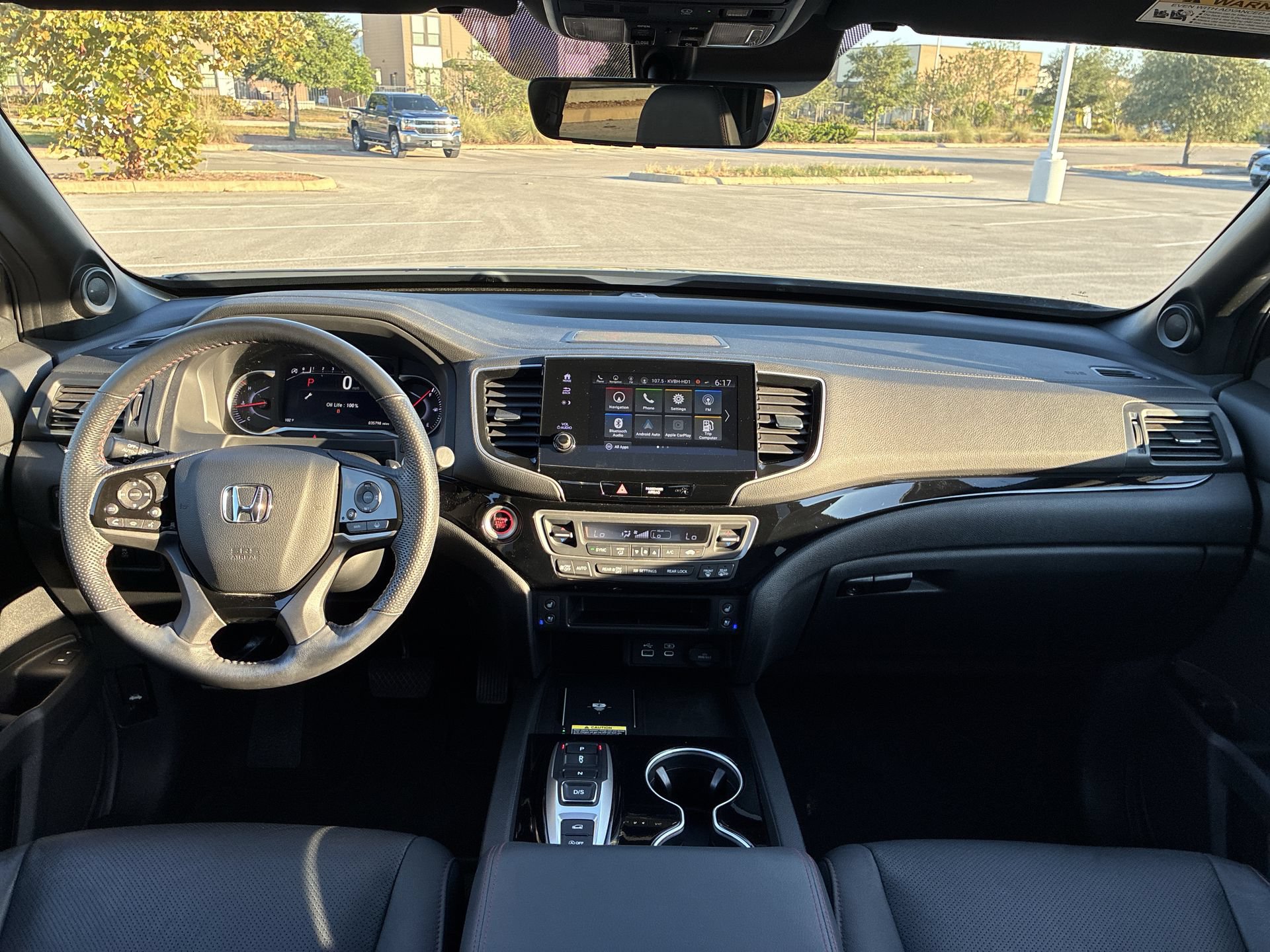 Certified 2024 Honda Passport Black Edition image 16