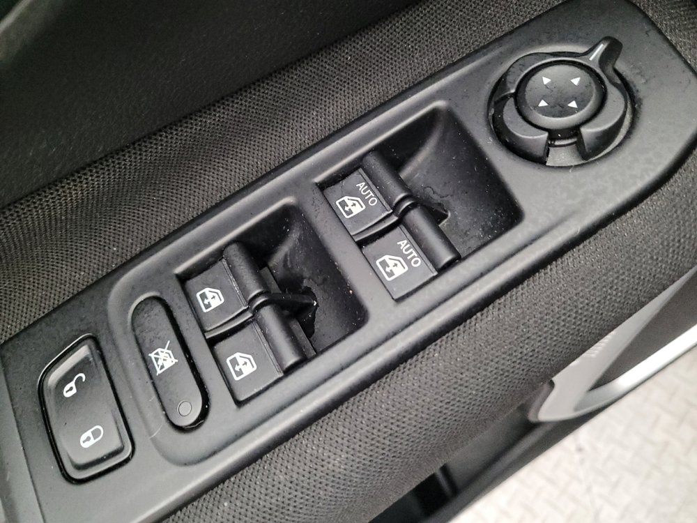 Used 2021 Jeep Renegade Sport FWD image 27