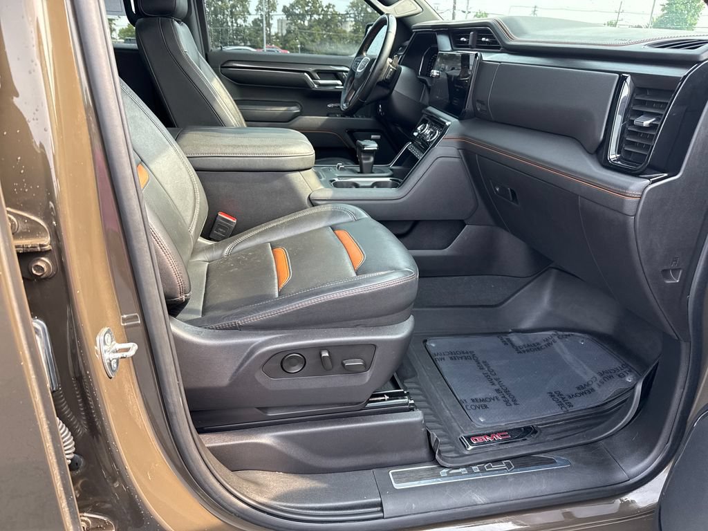 Used 2024 GMC Sierra 1500 AT4 AWD/4WD image 23