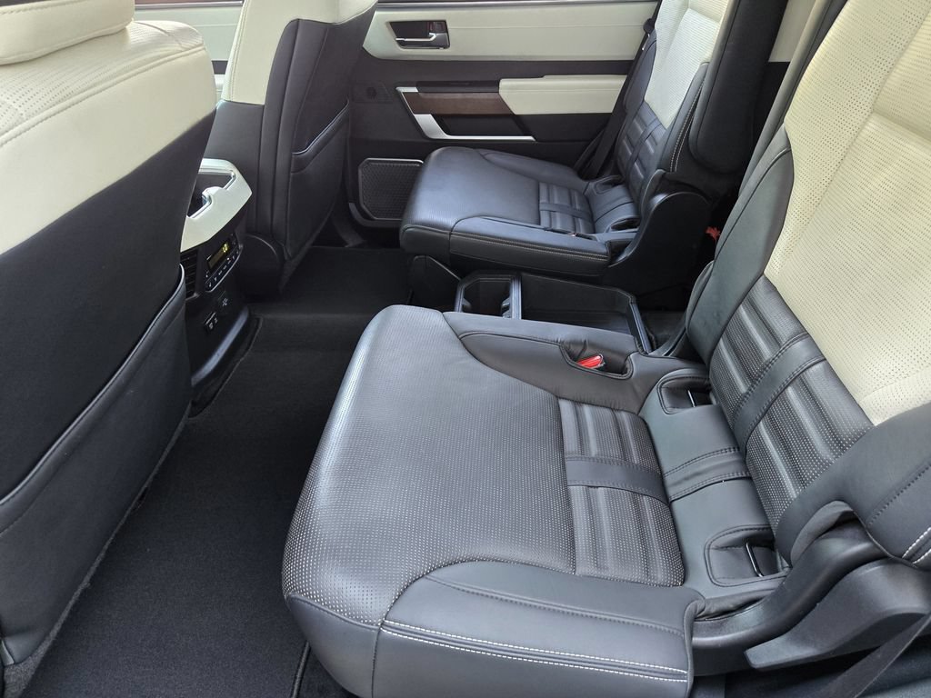 Used 2023 Toyota Sequoia Capstone AWD/4WD image 19