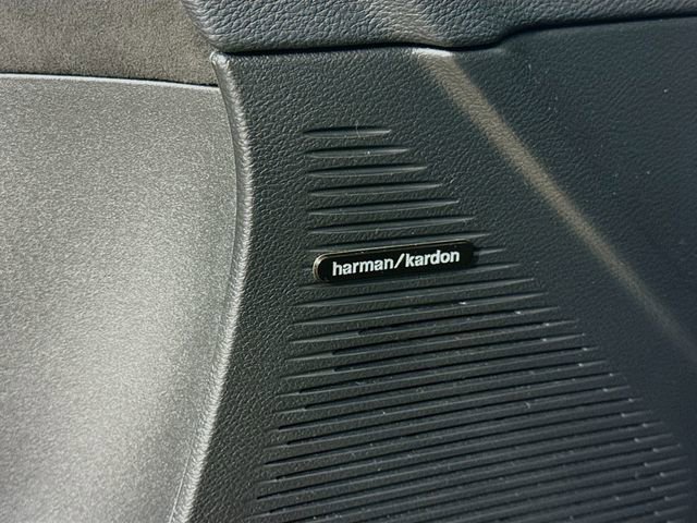 Used 2015 Dodge Challenger SRT Hellcat RWD image 19