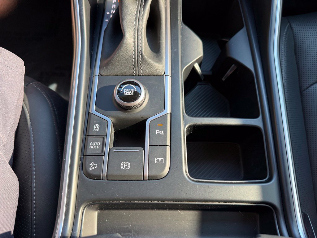 Used 2025 Kia Sorento EX w/ Panoramic Sunroof Package FWD image 30