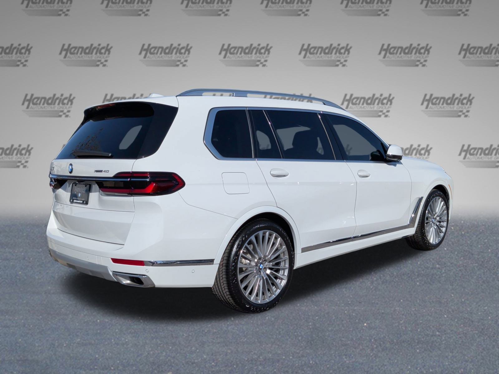 Certified 2025 BMW X7 xDrive40i w/ Premium Package image 10