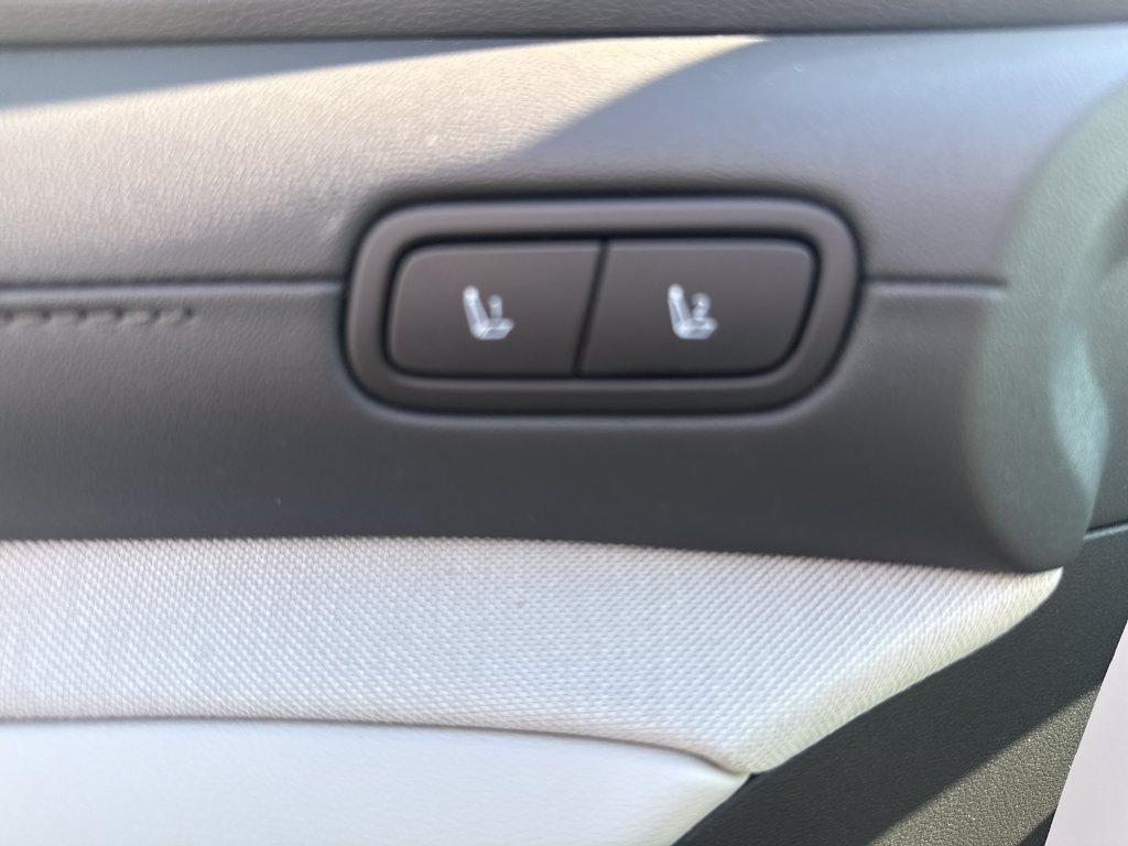 Used 2026 Hyundai Tucson Limited AWD/4WD image 48