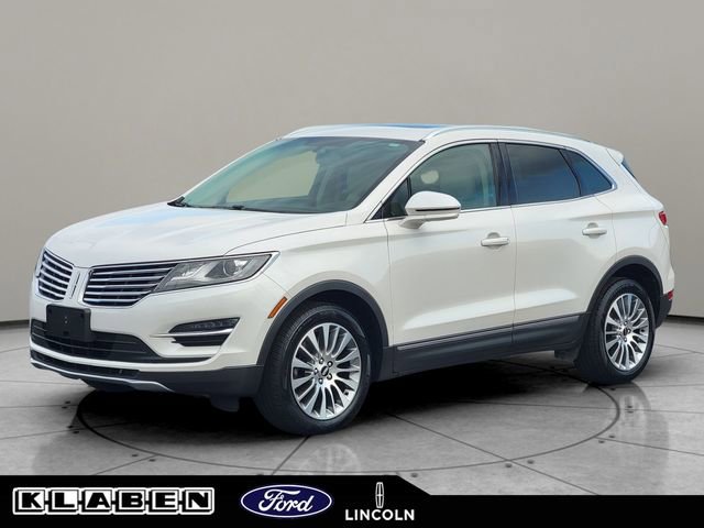 Used 2017 Lincoln MKC Reserve image 1