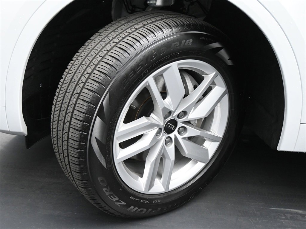 Used 2024 Audi Q5 2.0T Premium w/ Convenience Package image 21