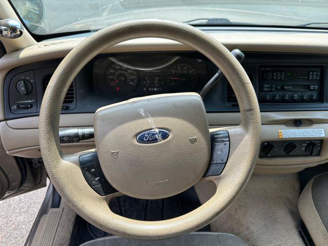 Used 2006 Ford Crown Victoria Police Interceptor RWD image 16
