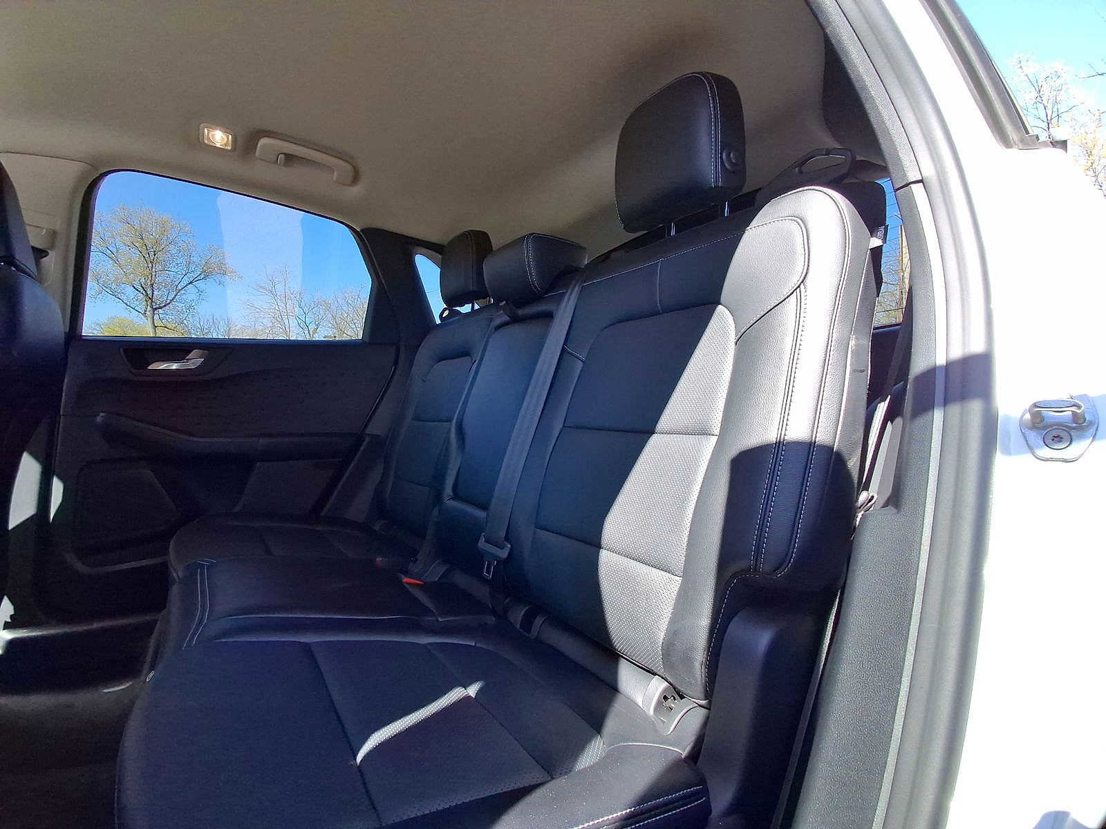 Used 2020 Ford Escape Titanium image 20