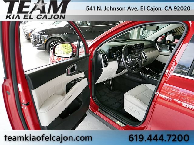 Certified 2023 Kia Sorento SX Prestige AWD/4WD image 42