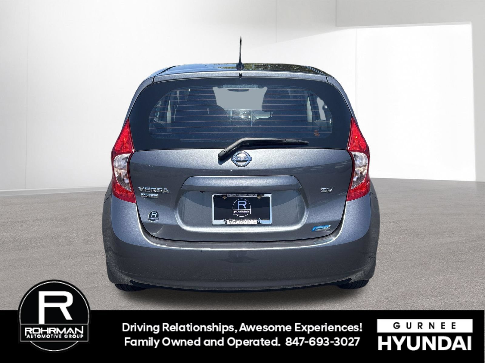 Used 2016 Nissan Versa Note SV w/ SV Appearance Package FWD image 8
