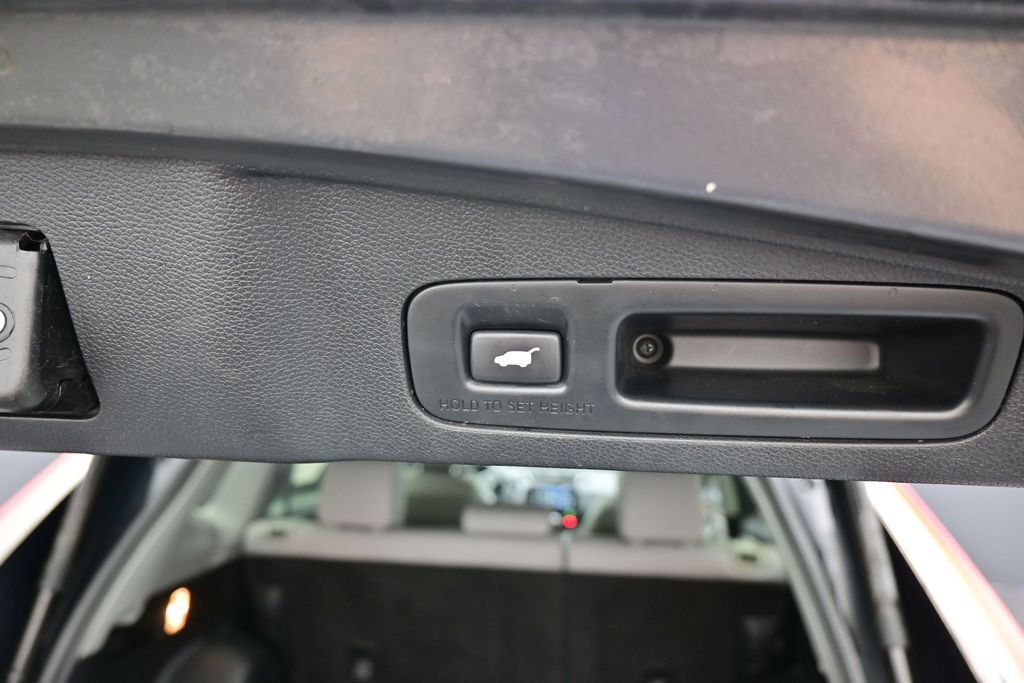 Used 2017 Honda CR-V Touring image 31