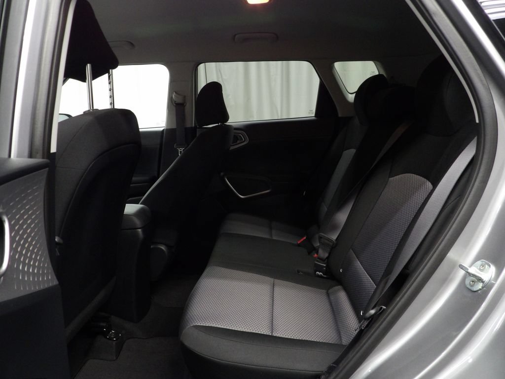 Used 2022 Kia Soul LX w/ Technology Package FWD image 12